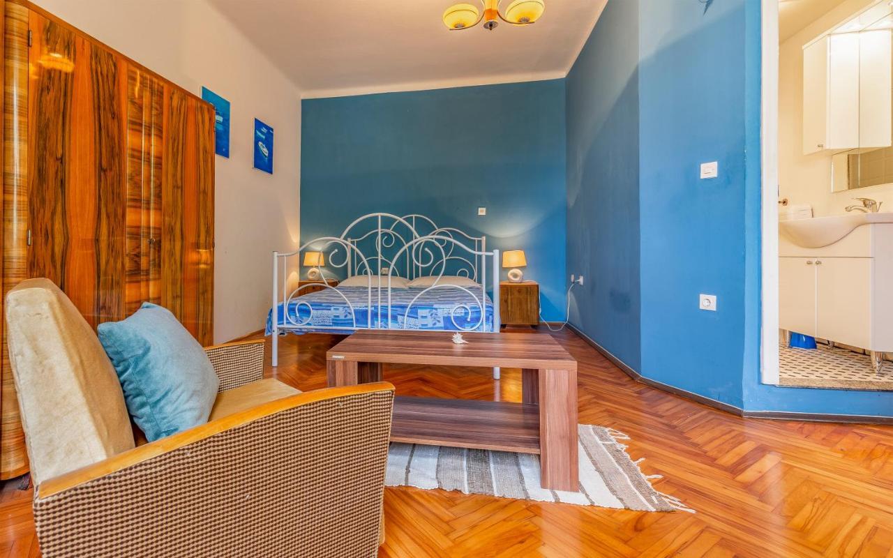 Liznjan - Blue Gate Manor Villa Ngoại thất bức ảnh