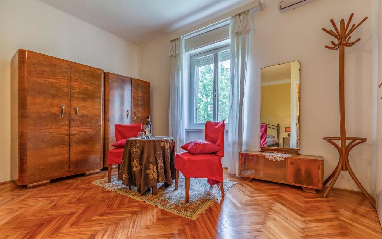 Liznjan - Blue Gate Manor Villa Ngoại thất bức ảnh